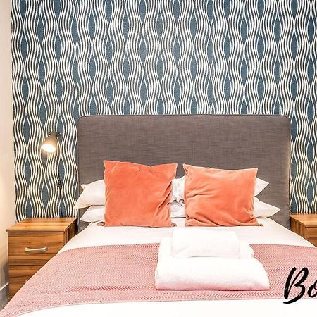 Spacious 2Br-1Ba - Grassmarket - Free Parking By Bonjour Residences Edimburgo Esterno foto