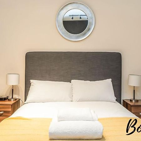 Spacious 2Br-1Ba - Grassmarket - Free Parking By Bonjour Residences Edimburgo Esterno foto