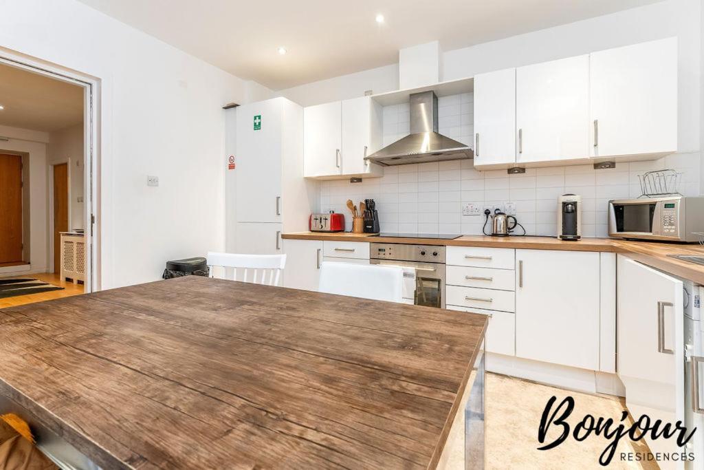 Spacious 2Br-2Ba - Grassmarket - Free Parking By Bonjour Residences Edimburgo Esterno foto