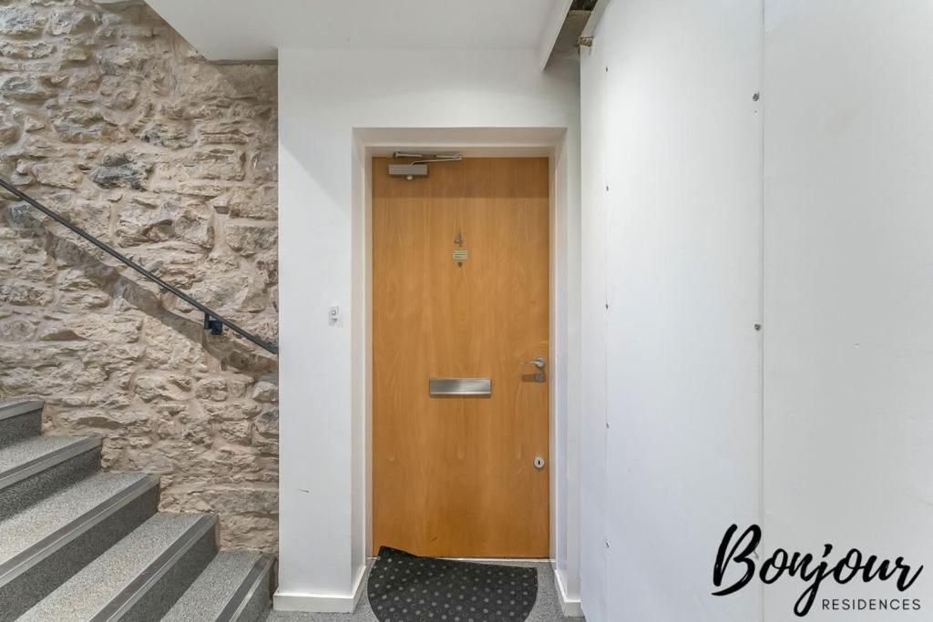 Spacious 2Br-2Ba - Grassmarket - Free Parking By Bonjour Residences Edimburgo Esterno foto