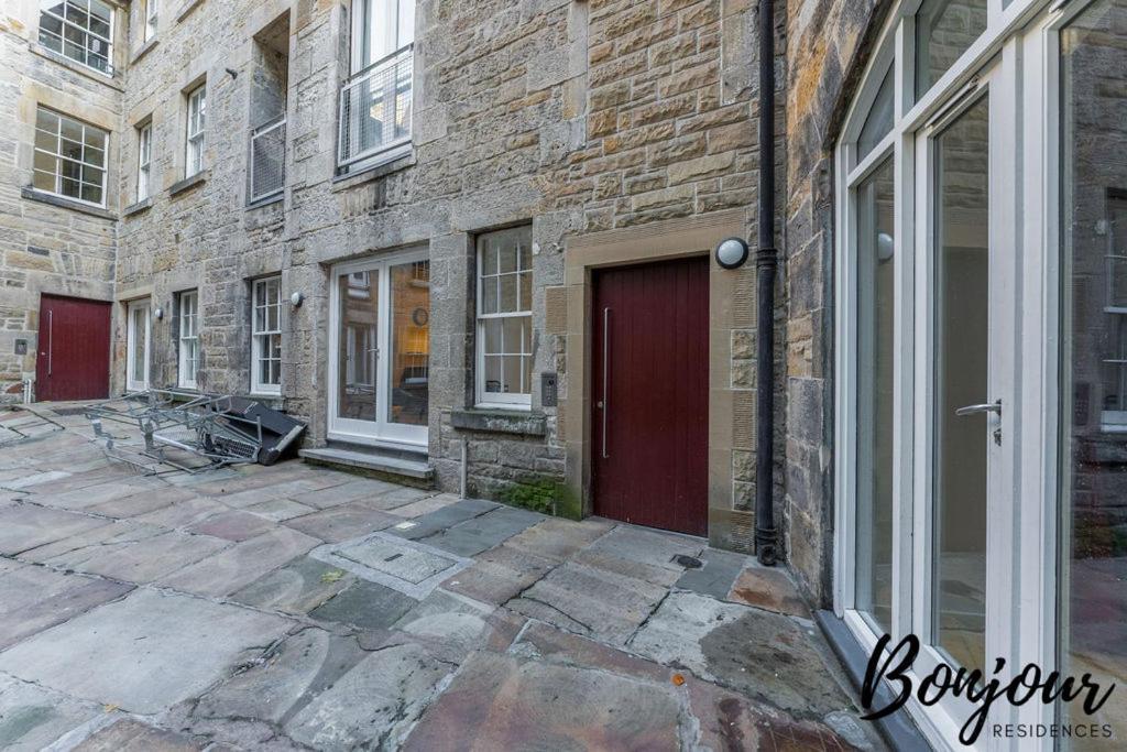 Spacious 2Br-1Ba - Grassmarket - Free Parking By Bonjour Residences Edimburgo Esterno foto