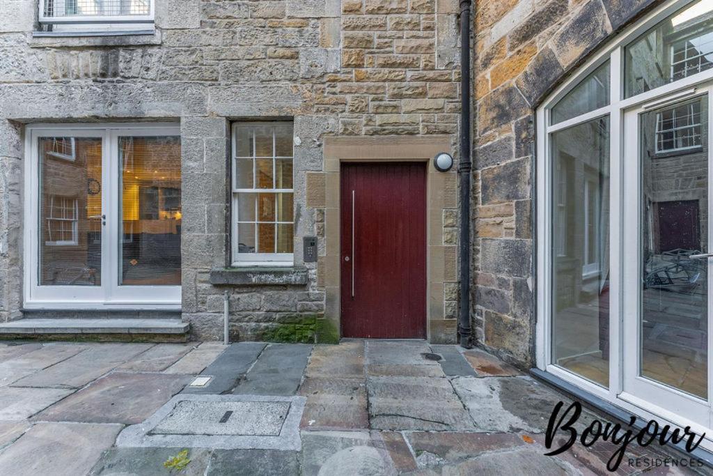 Spacious 2Br-2Ba - Grassmarket - Free Parking By Bonjour Residences Edimburgo Esterno foto